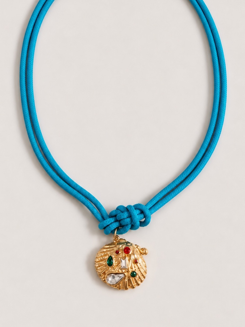 New! Blue Coastal Resort Gold Shell Necklace NWOT 3025